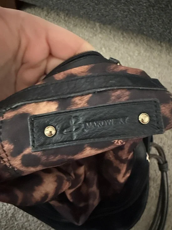 B. Makowsky Black 100% Genuine Leather Hobo Bag (retail $368) - Picture 11 of 13